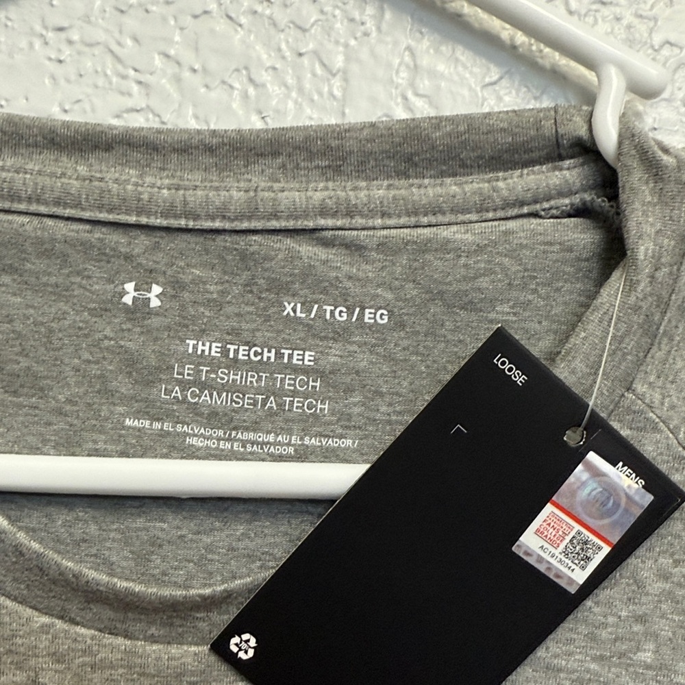 UA NWT Gray Tee w/ Red Texas Tech Football Print - Picture 2 of 5